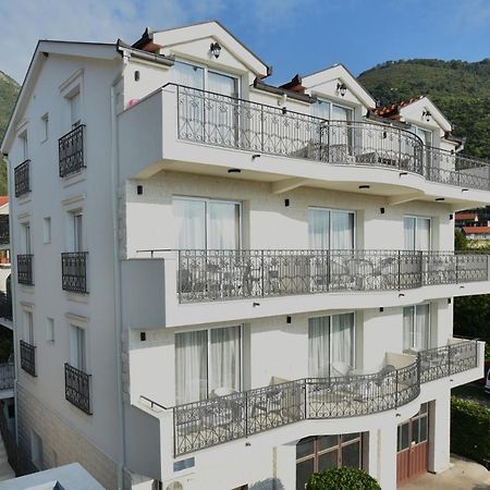 Villa Julia Baosic Exterior photo